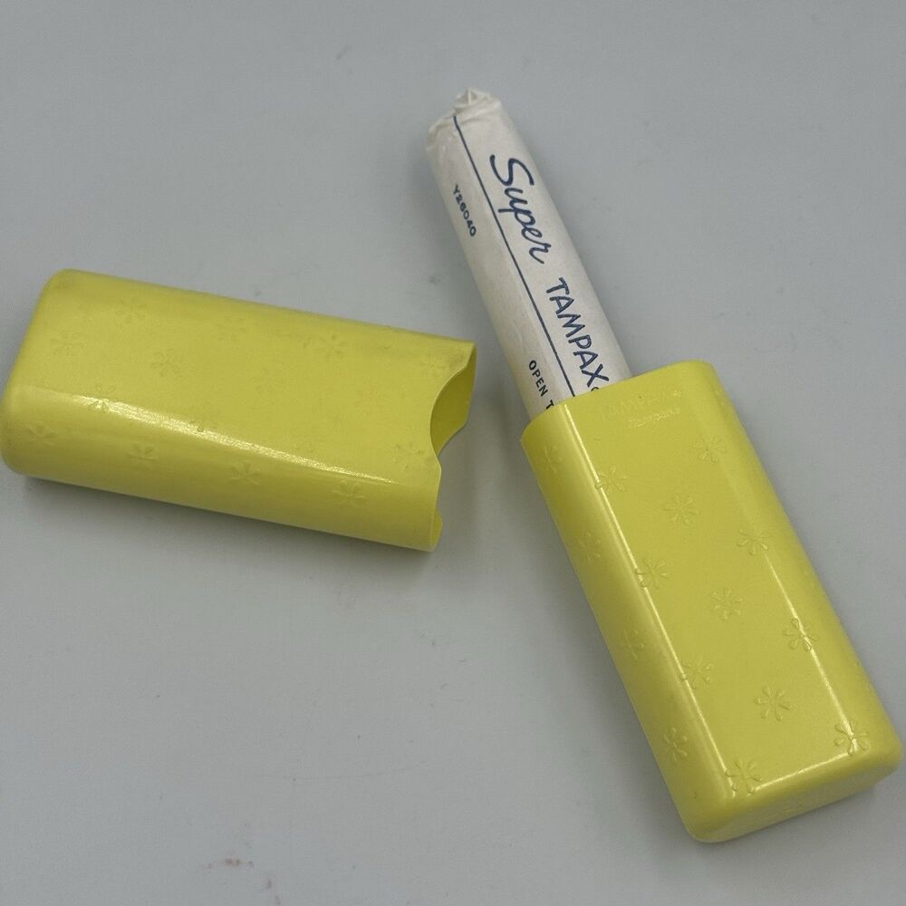 TAMPAX TAMPON CASE HOLDER Floral Yellow Hard Plastic Vintage‎